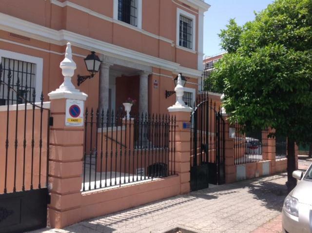 Colegio Mayor Careu - Women Only - University Community Seville Luaran gambar